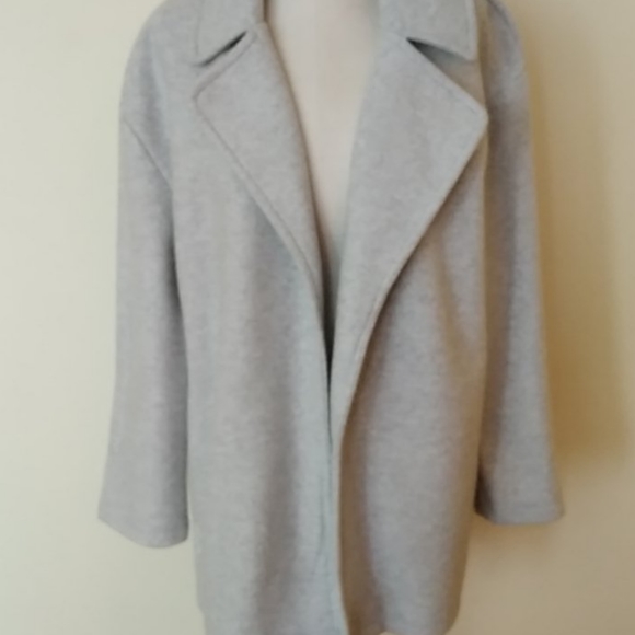 Zara Jackets & Blazers - Zara Coat - Size Large